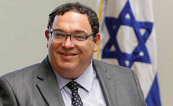 הרב פירון על הרב עובדיה יוסף: "נהג בשפה פסולה"