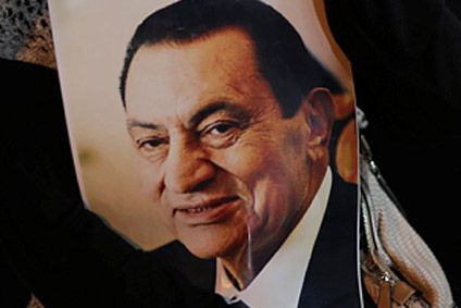 מובארק מרוצה: נגדי הפגינו הרבה פחות אנשים