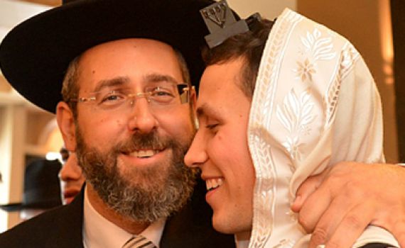 דקות לאחר שנבחר: הרב דוד לאו מגיב ומתרגש