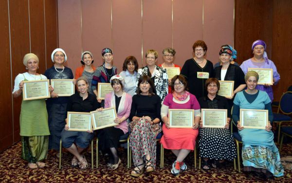 אמונה עתרה לבג"צ: דורשת הכרה בנשים כמשגיחות כשרות