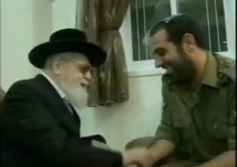 צפו: הנכד "העמלקי" של הרב עובדיה יוסף