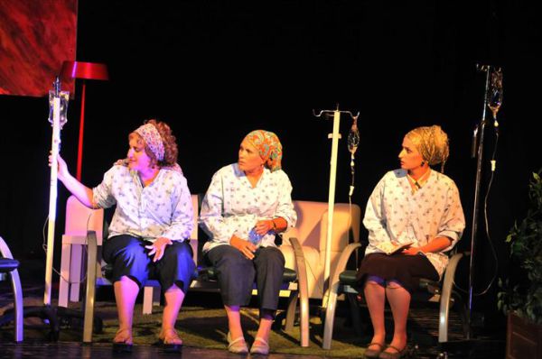 'כזאת אנוכי': תאטרון הנשים הדתיות של ירוחם