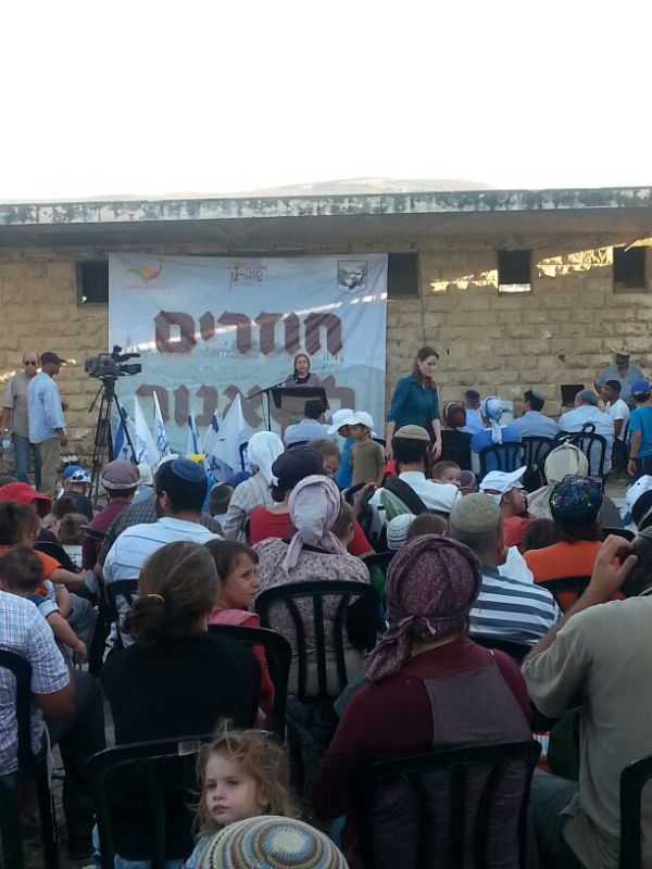 שמונה שנים לאחר הגירוש: מאות עלו למצודה בשא-נור