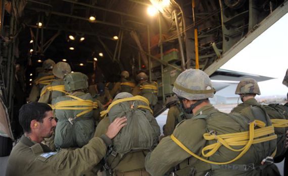 ברעל: צפו בתרגיל מוצנח של חטיבת הצנחנים