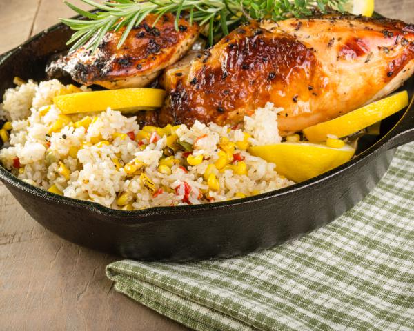 הבשר חוזר: מתכון לקדרת עוף ואורז בסמטי