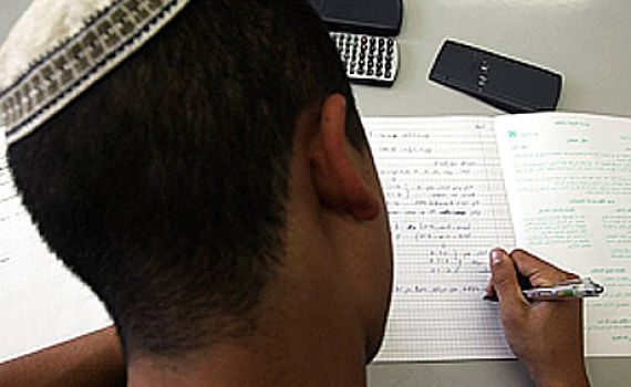 עליה של 1.7% בזכאים לבגרות, ירידה במגזר החרדי