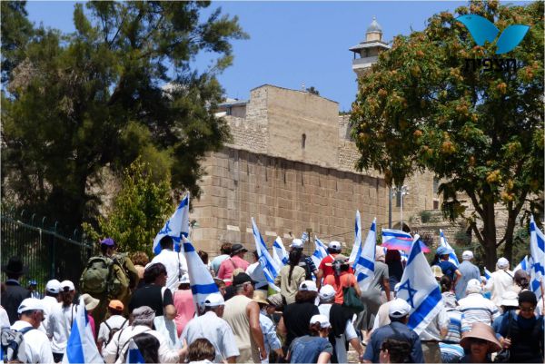 ערב ראש חודש אלול: אלפי אנשים עלו למערת המכפלה