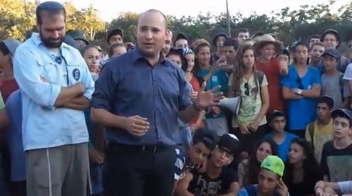 צפו: בנט מפתיע את חניכי בני עקיבא במסע לירושלים