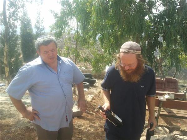 "אני מוחה על צו הגירוש בעצם הישארותי בבית ובכרם"