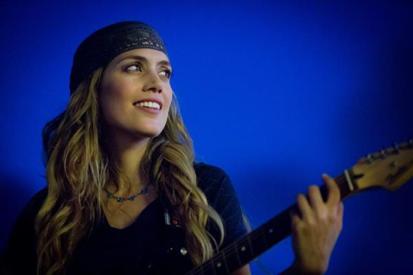 אני ואתה: שירה אורן בשיר בעקבות המסע לאומן