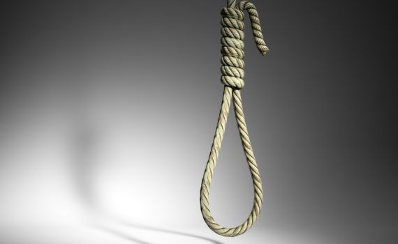 רגע לפני שהוצא להורג: הרוצח הסכים להניח תפילין