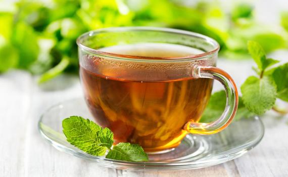 פלא בריאותי: שותים תה ירוק ויורדים במשקל