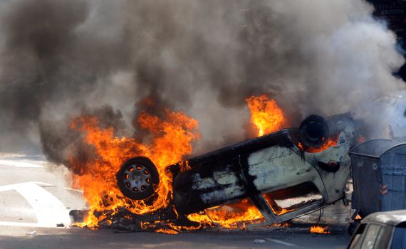 טבח מחריד: קיצונים מוסלמים רצחו 44 בני אדם