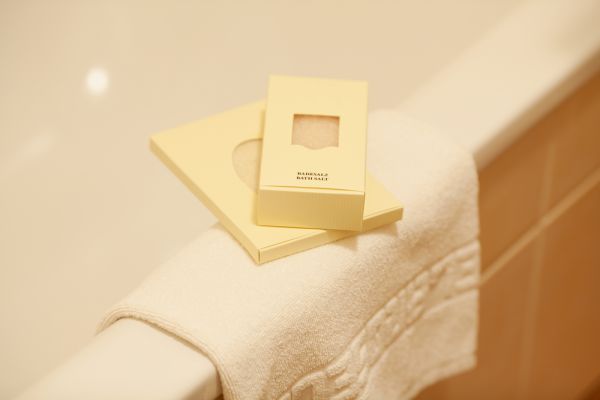 שו"ת: האם לאורחים מותר לקחת סבונים מבתי מלון?