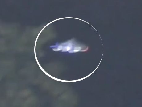 צפו: עב"מ זרחני מרחף מעל מגרש ספורט