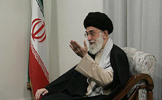 חמינאי משתלח: אמריקה תומכת בציונים, אויבי האנושות