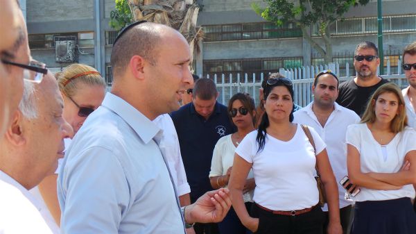 צפו: בנט מזניק את מבצע "החוק חוזר לרחובות"