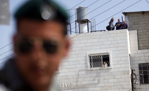 בעקבות דרישת שר הכלכלה נפתלי בנט: בית המכפלה בחברון יאוכלס