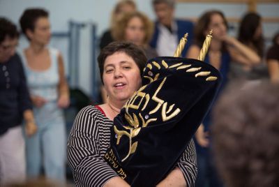 זה החג של התורה, ולא החג של הכיבודים