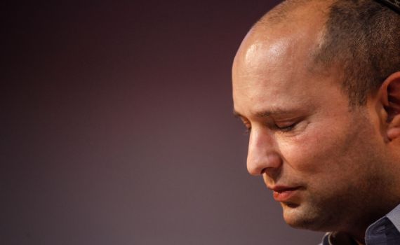 הבית היהודי צונחת ל – 12 מנדטים, ישי עובר