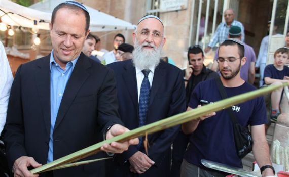 ברקת בשוק ארבעת המינים: ירושלים מאוחדת בחג הסוכות