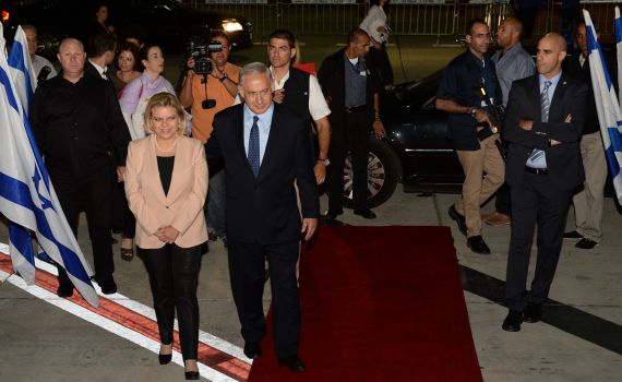 צפו בראש הממשלה בדרכו לארה"ב: "מול מתק השפתיים, צריך לומר את האמת"