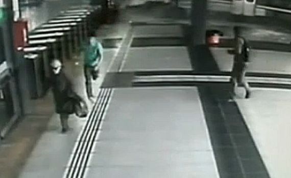 ירדה מהפסים: רכבת איבדה שליטה ודרסה עשרות אנשים