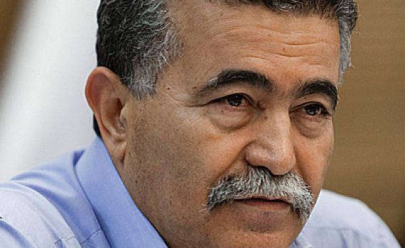 השר עמיר פרץ יורה: הבית היהודי "משיחי וקיצוני", עלול להוביל לרצח