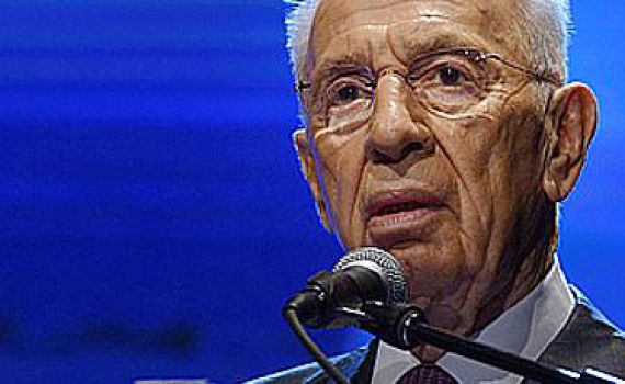 פרס: "מוטרד מהמתח בין הרוב היהודי למיעוט הערבי"