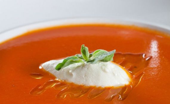 מחמם את הלב: מרק קרם עגבניות