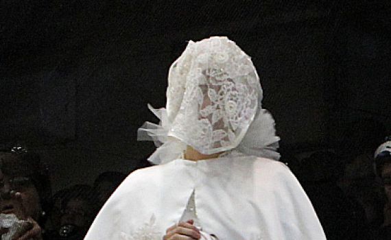 מכה לסיקריקים: גיל הנישואין החוקי יועלה ל-18