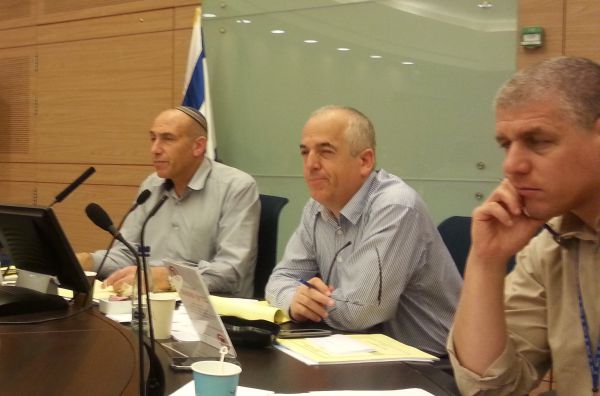 "לא הגיוני שחברות הסלולר יתנהגו אלינו כאזרחים סוג ב"