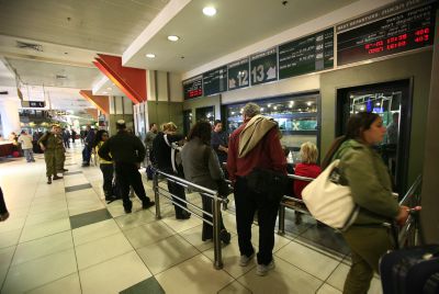 סדרנים יזהירו נוסעים מזיהום אוויר בתחנה המרכזית