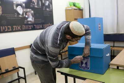 שו"ת בחירות: מצווה להצביע? מה נחשב שוחד בחירות?