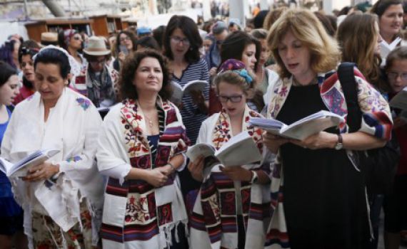 ‫רב הכותל מנסה למנוע את הפרובוקציה החודשית‬