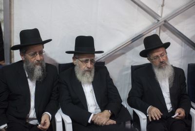 דעה: שימרו על כבודנו, אל תלכו לנחם עד שיתנצלו