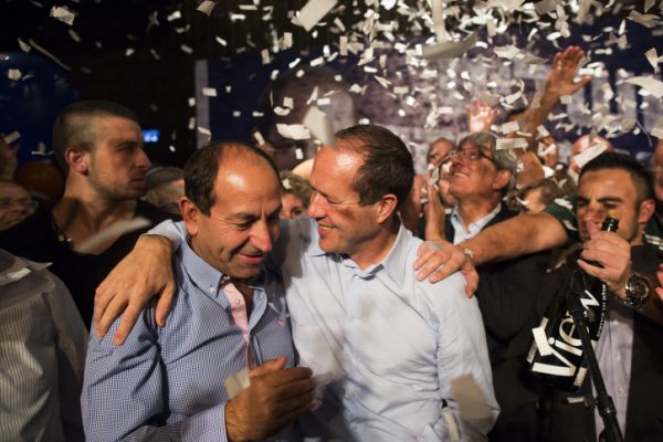 שמחה גדולה הלילה: החגיגות במטה ברקת