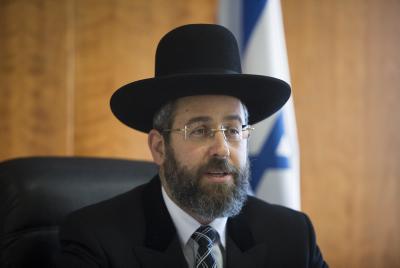 הרב לאו הכריע: לא תוסר הכשרות מזוגלובק