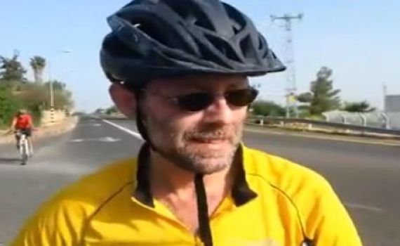 המצב של פייגלין: שני שברים בכתף וחור בריאה