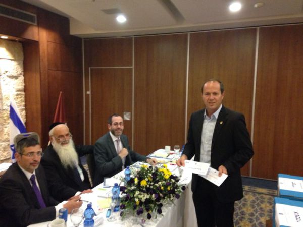 גלריה: תמונות מהבחירות למועצת הרבנות הראשית