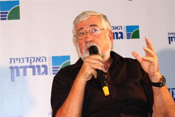 ח"כ מצנע: "הקואליציה תתפרק תוך כמה חודשים"