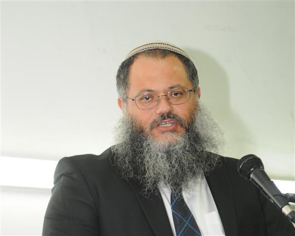 הרב לוי: לתרום את דמי הכפרות לתושבי הדרום