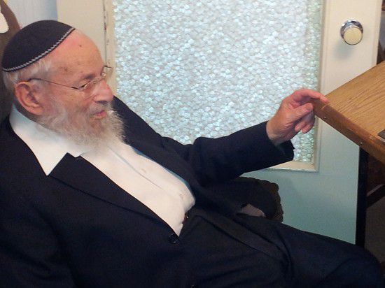 בשידור ישיר: מסע הלוויה של הרב אברהם צוקרמן זצ"ל