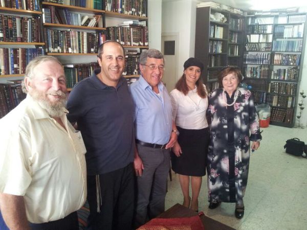 משפחת הרב מרדכי אליהו זצ"ל בעד 'ירושלים מאוחדת'