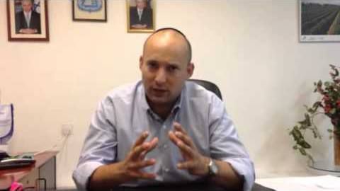 צפו: נפתלי בנט מספר על פרשת השבוע