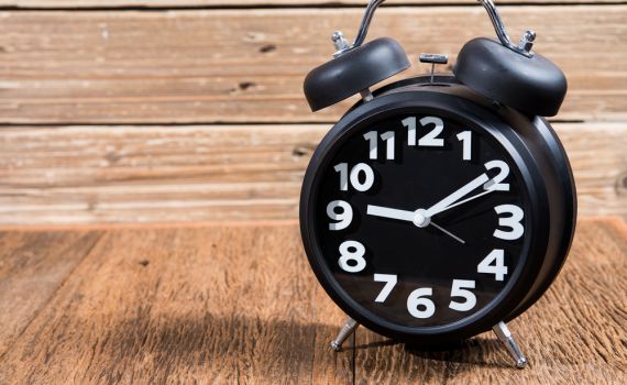 קמתם שעה מאוחר? הסלולרי שלכם עודכן לשעון חורף