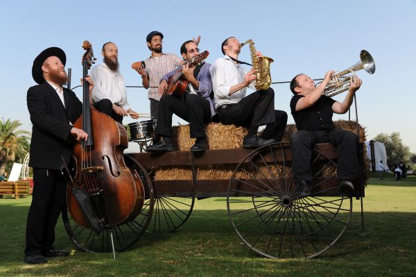 ברי סחרוף שר ניגוני חב"ד