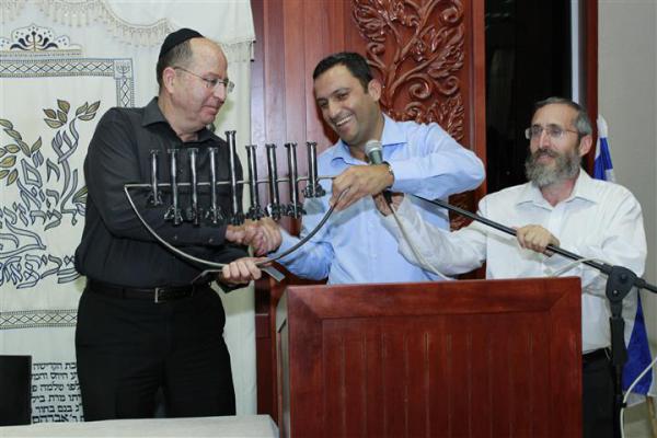 בוגי מפרגן להסדר: אתם העוצמה שלנו