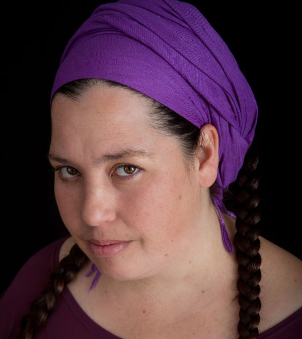 מה את אומרת: מציגים את הפגיעה על הבמה