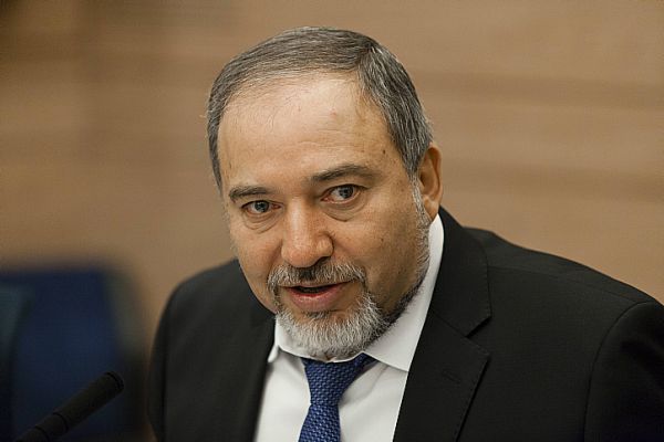 פה אחד: השפטים זיכו את אביגדור ליברמן. נתניהו: "שמח שהוא חוזר לממשלה"